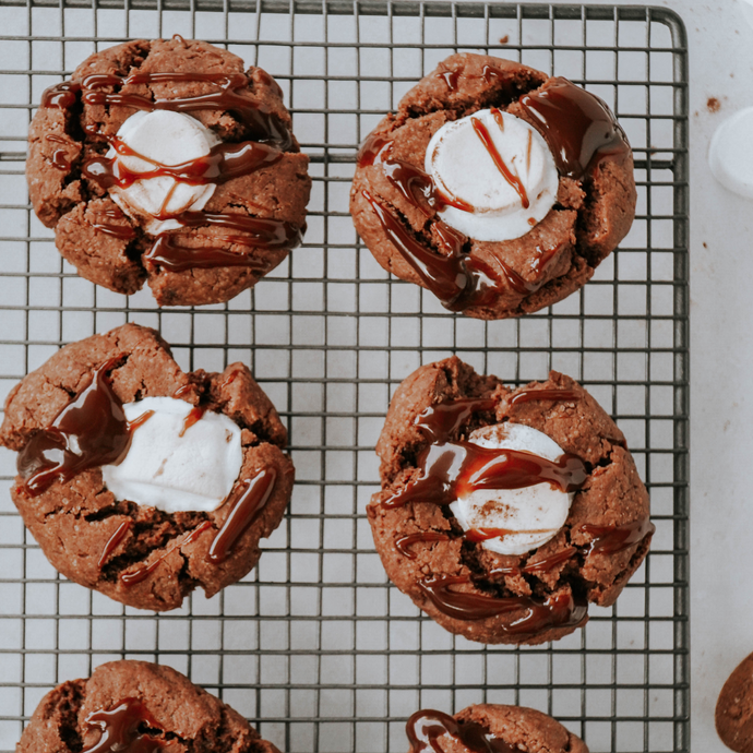 VEGNA HOT CHOCOLATE COOKIES WITH MARSHMALLOWS